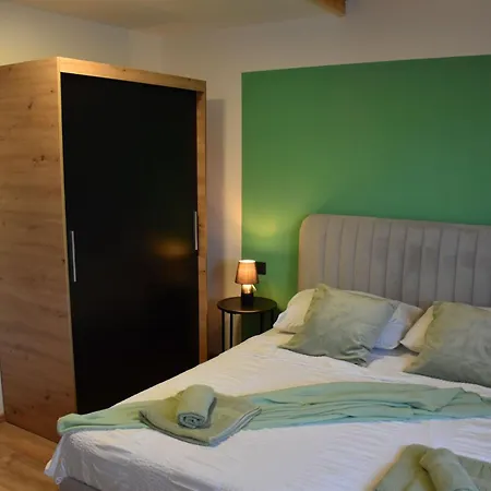 Rismondi 37e Apartmán *